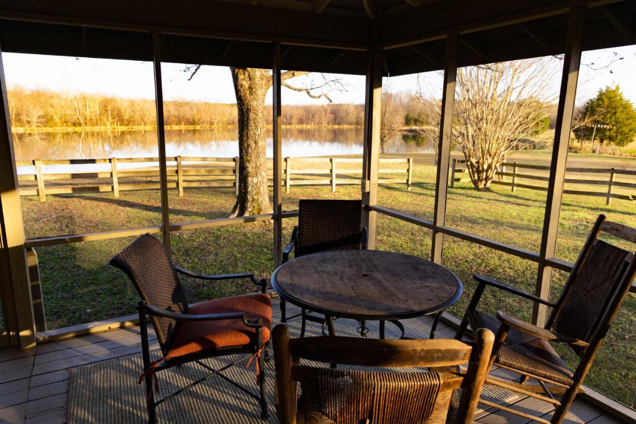 Moon Lake Farm Chesterville Exterior photo